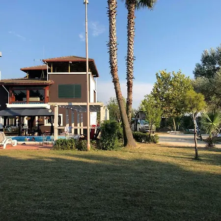 Curti Apartment Kavaje